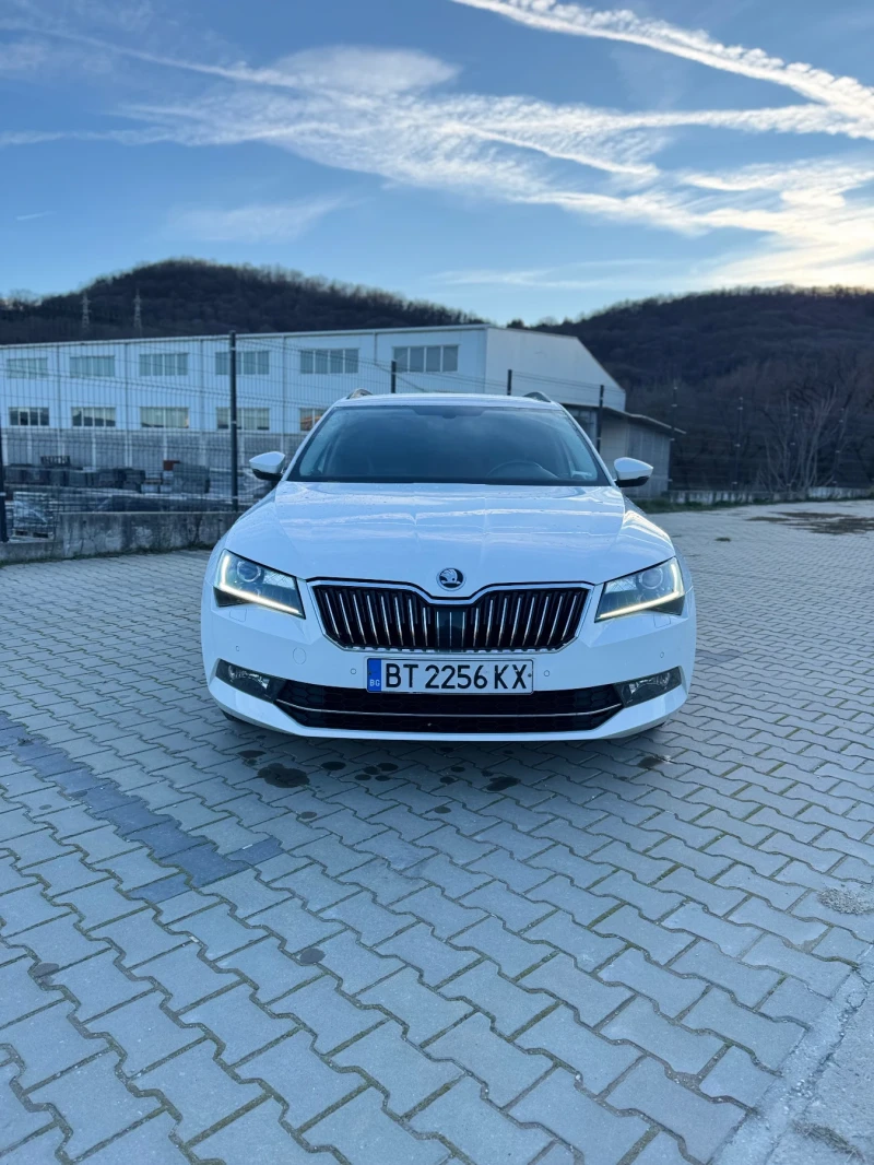Skoda Superb 1.6TDI, снимка 2 - Автомобили и джипове - 52958587