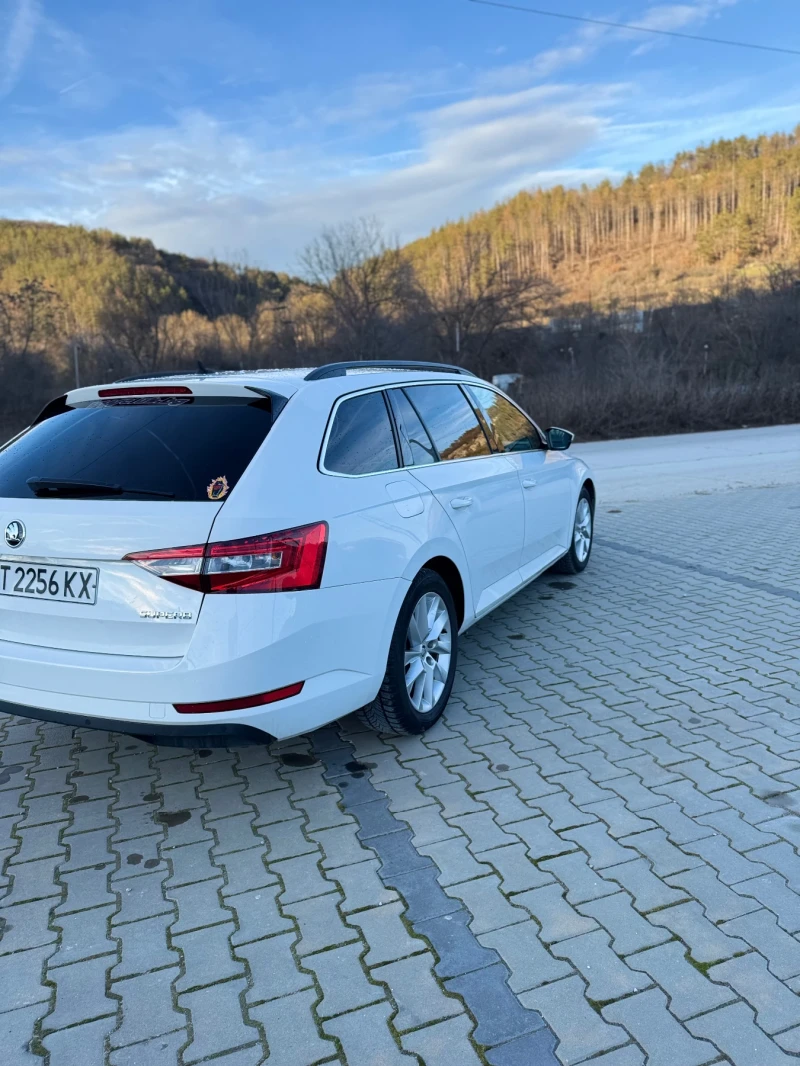 Skoda Superb 1.6TDI, снимка 6 - Автомобили и джипове - 52958587