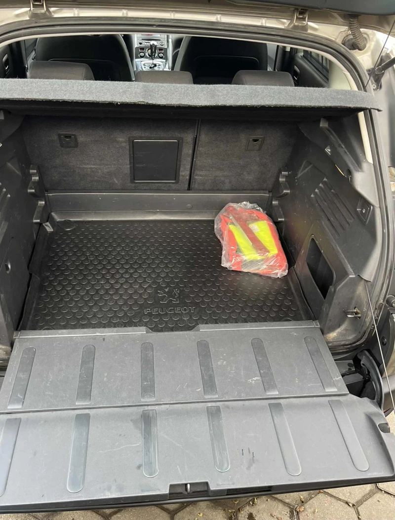 Peugeot 3008 2.0 HDI AUTOMATIC, снимка 7 - Автомобили и джипове - 53123288