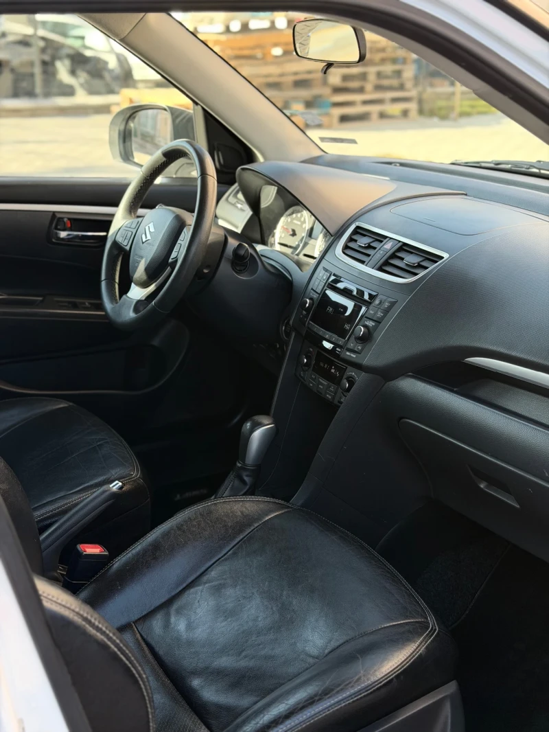 Suzuki Swift, снимка 10 - Автомобили и джипове - 53172305