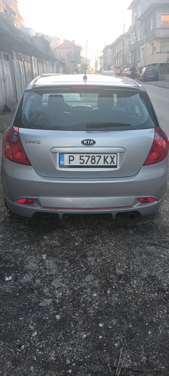 Kia Ceed 1.6, снимка 7 - Автомобили и джипове - 49391766