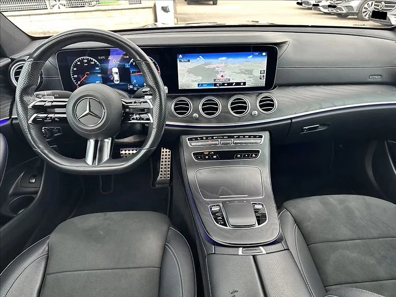 Mercedes-Benz E 220 d 4MATIC AMG-Line, снимка 4 - Автомобили и джипове - 55146677