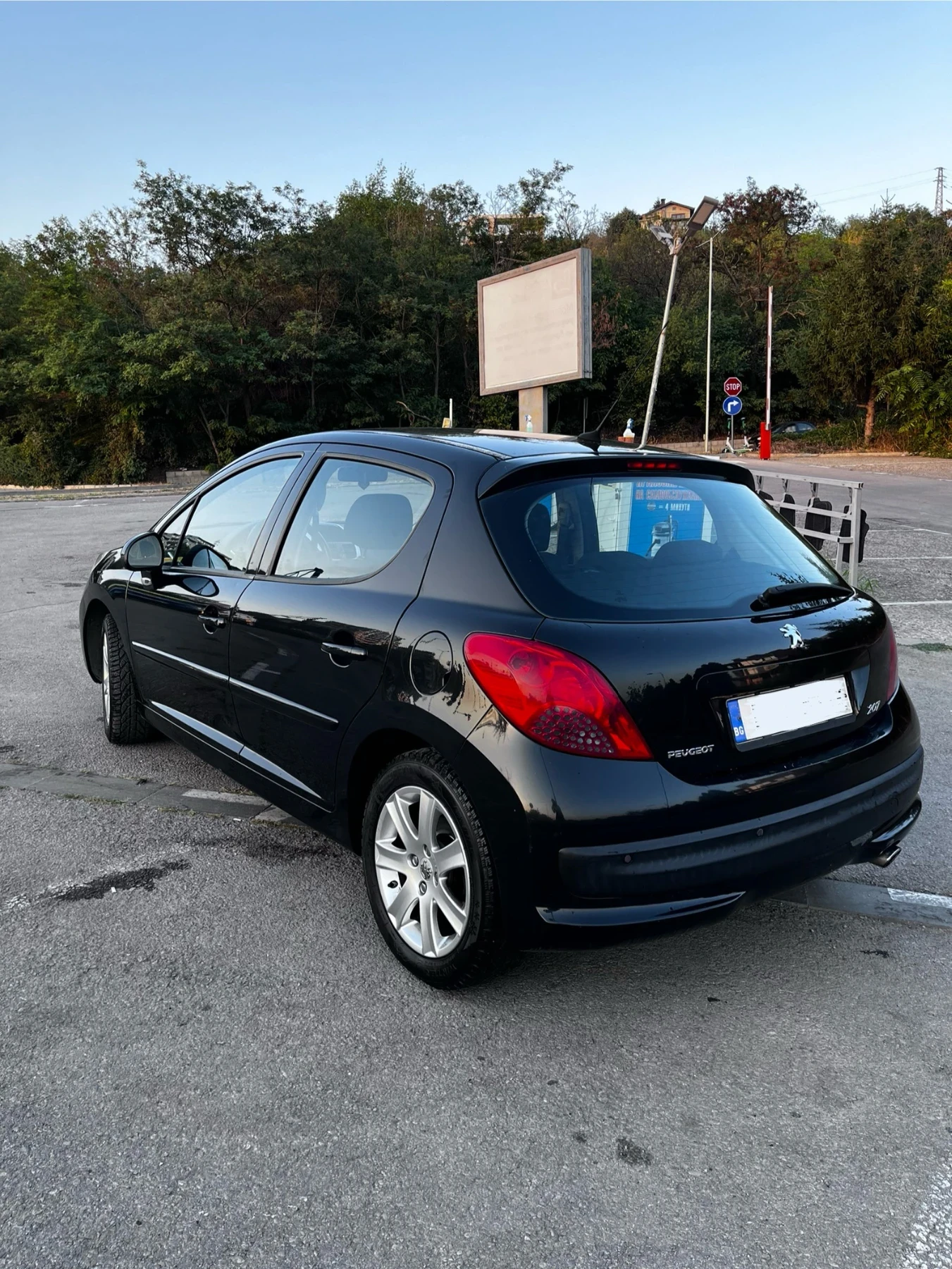 Peugeot 207 1.6 HDI - изображение 6