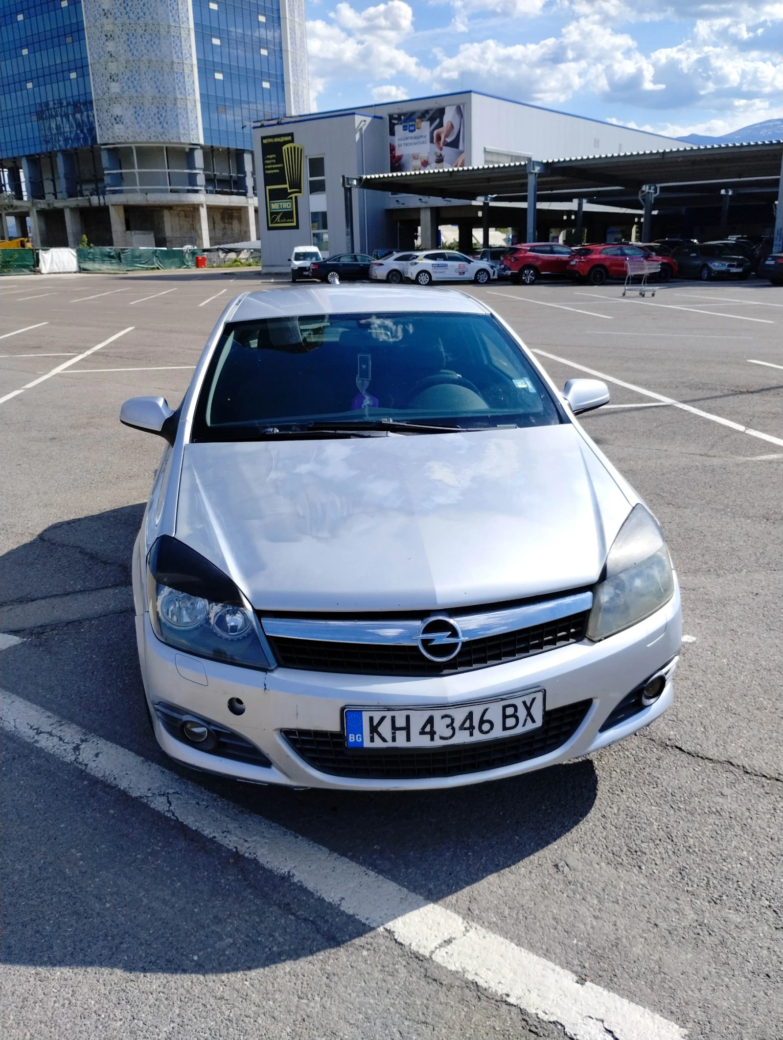 Opel Astra GTC - изображение 2