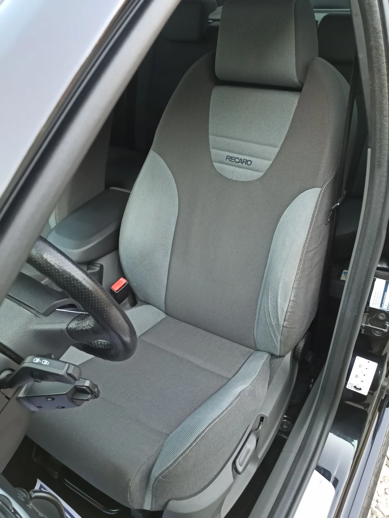 Ford Focus 2.5T/ST/Facelift/Швейцария  | Mobile.bg — изображение 12