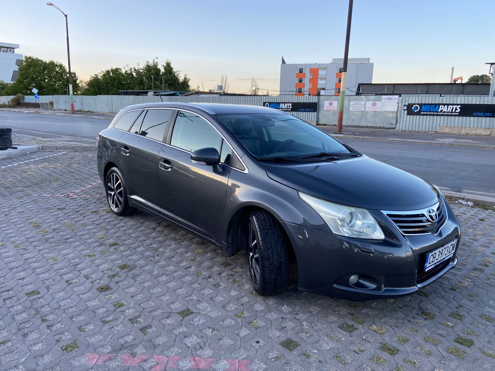 Toyota Avensis 2.2 D4D - изображение 2