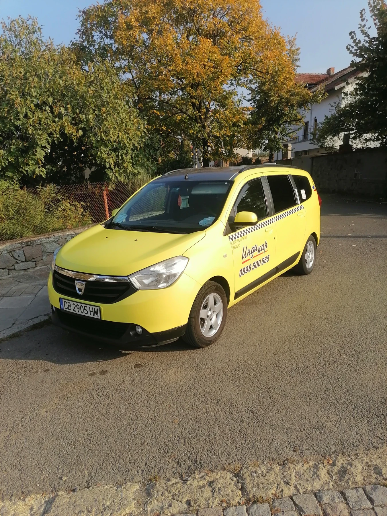 Dacia Lodgy 1.6 i - изображение 7
