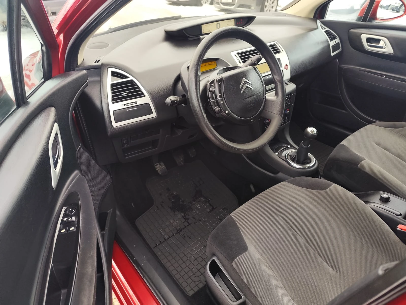 Citroen C4 1.4 ������ | Mobile.bg � ����������� 11