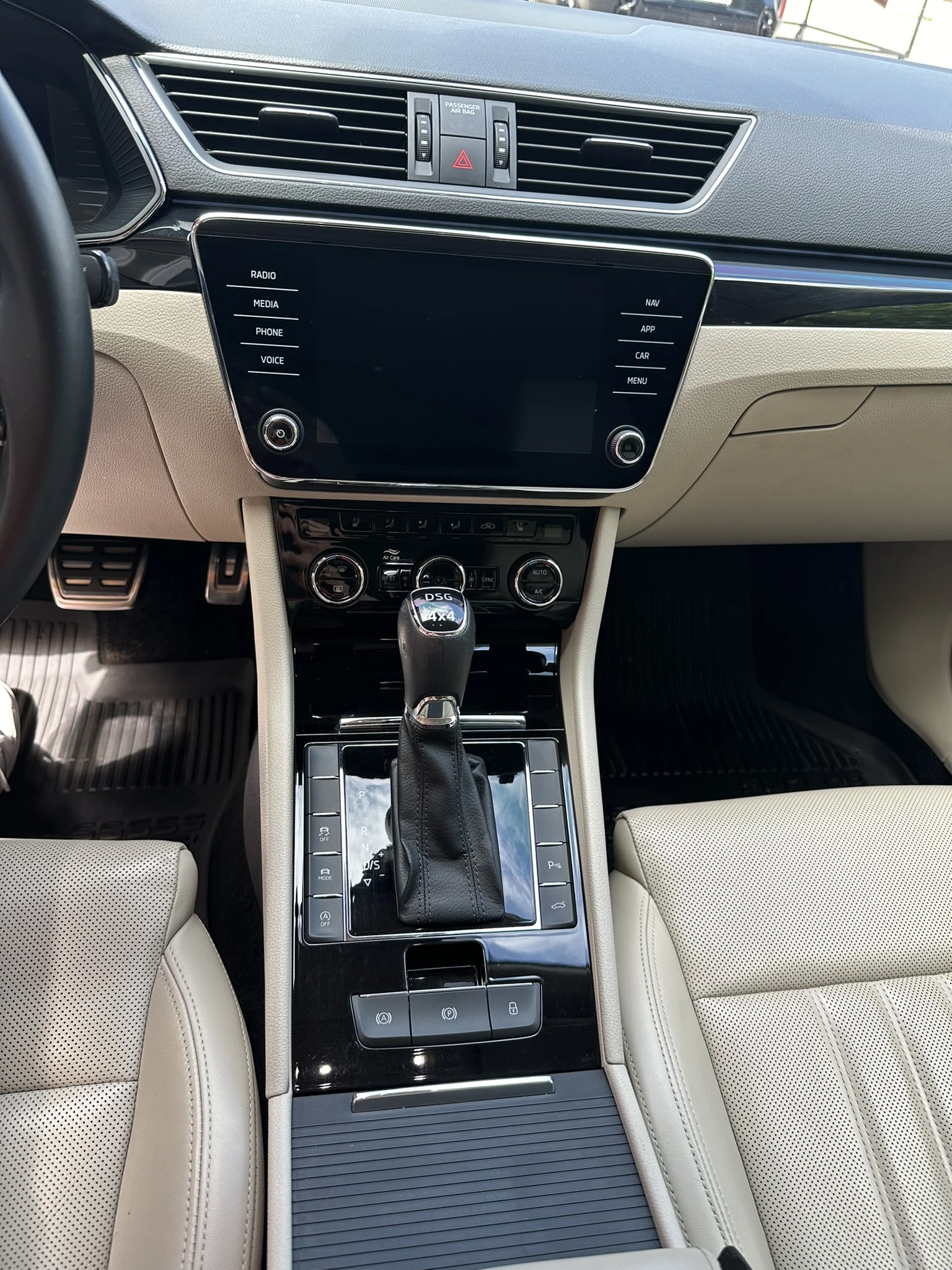 Skoda Superb Superb 2.0TDI Laurin & Klement DSG7 | Mobile.bg � ����������� 2