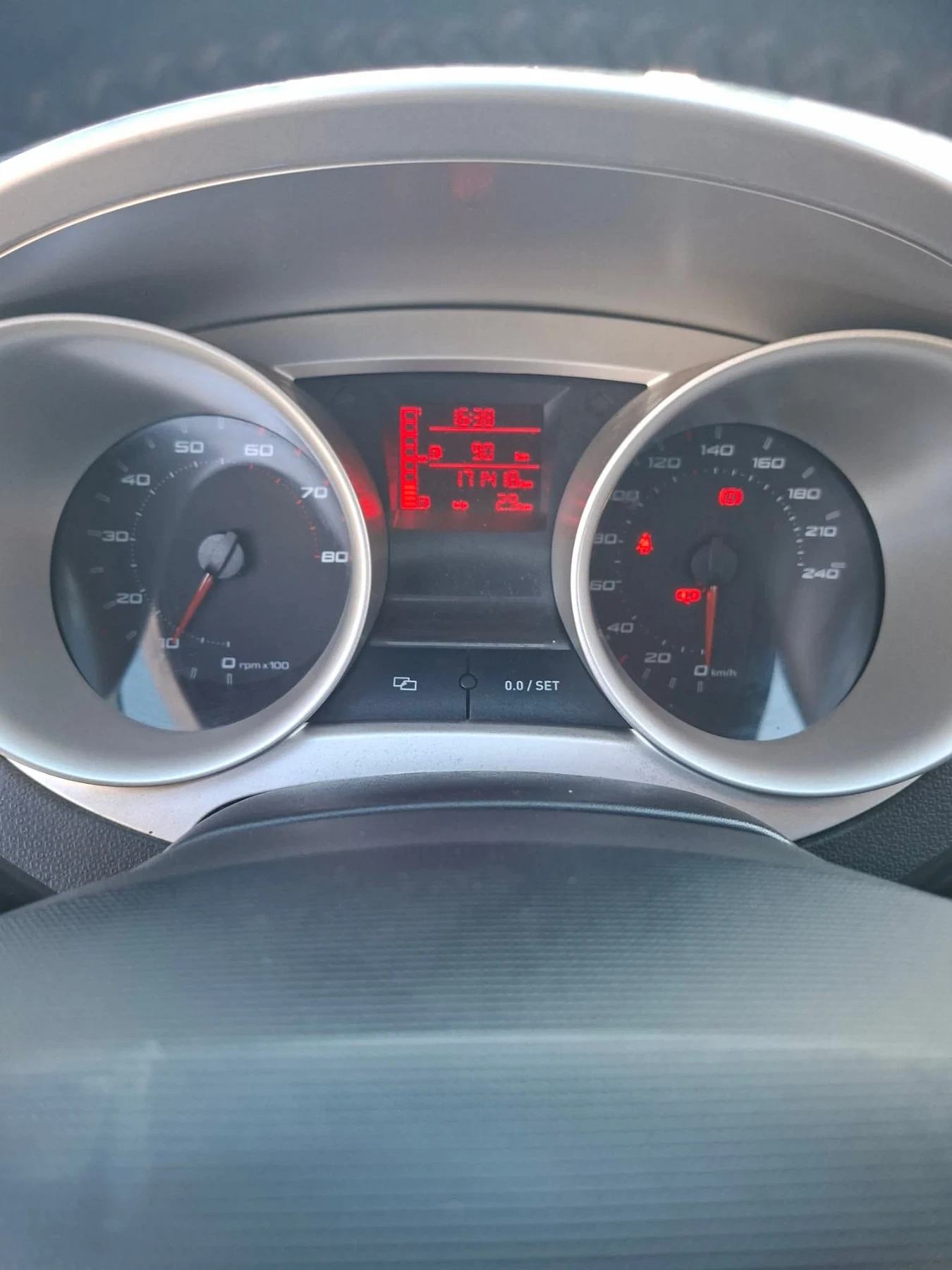 Seat Ibiza, снимка 3 - Автомобили и джипове - 54164829