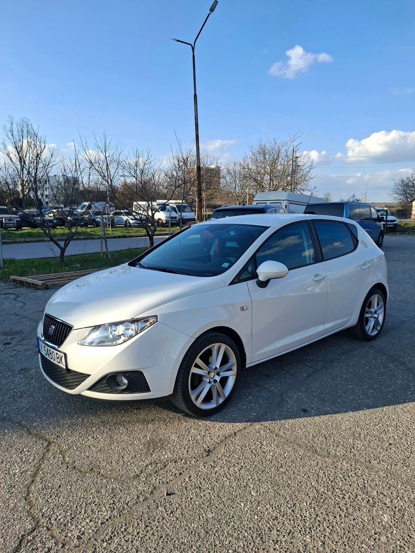 Seat Ibiza, снимка 4 - Автомобили и джипове - 54164829