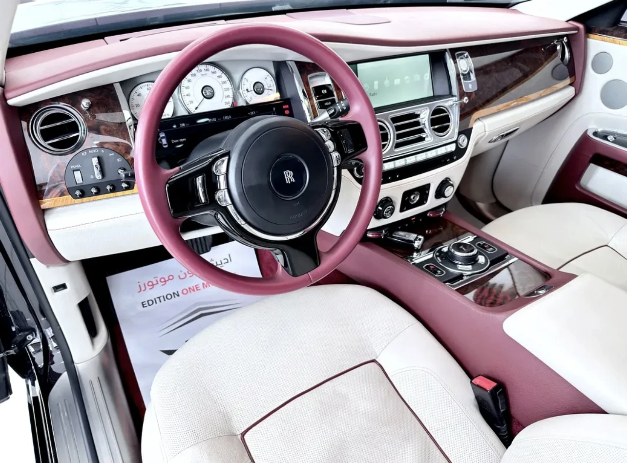 Rolls-Royce Ghost BLACK BADGE | SPECIAL EDITION, снимка 6 - Автомобили и джипове - 54313475