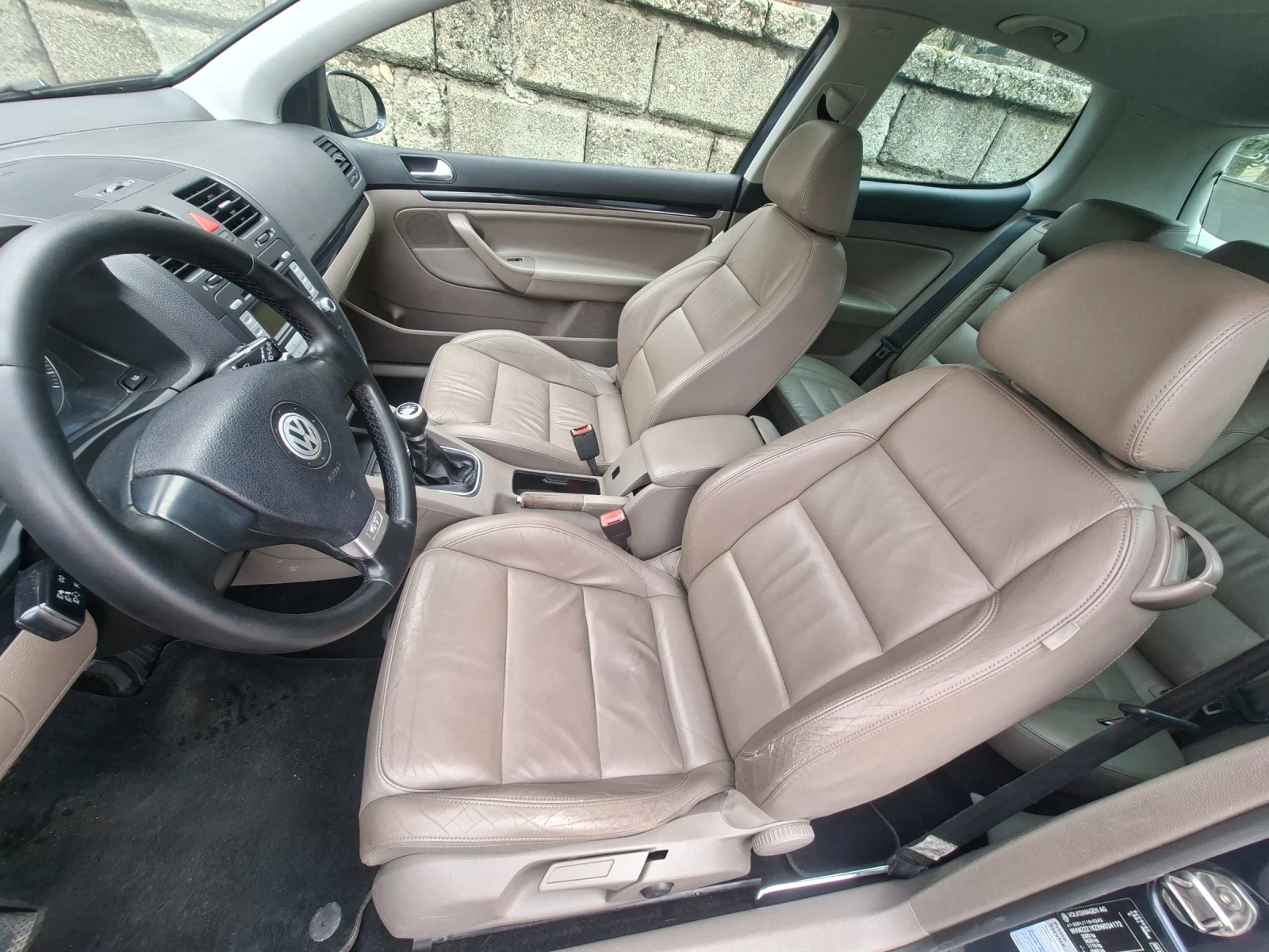 VW Golf GT 2.0 tdi 140kc BMM 4?4, снимка 8 - Автомобили и джипове - 54416417