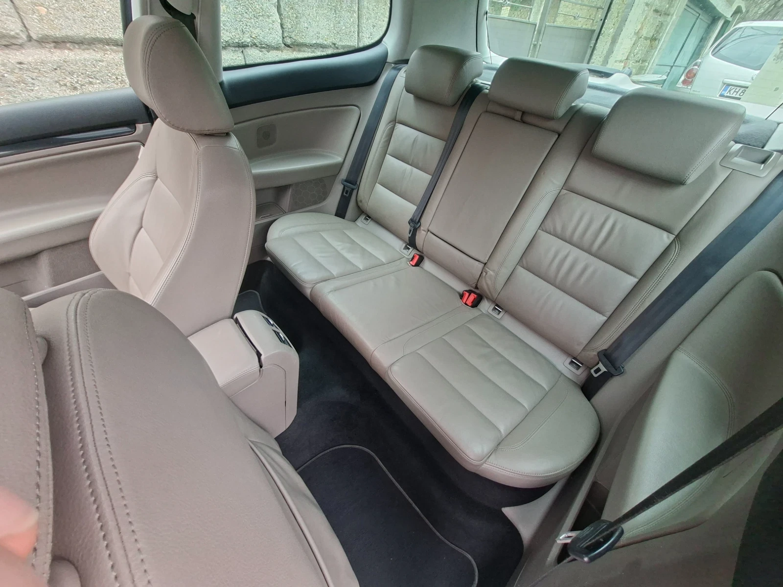VW Golf GT 2.0 tdi 140kc BMM 4?4, снимка 9 - Автомобили и джипове - 54416417