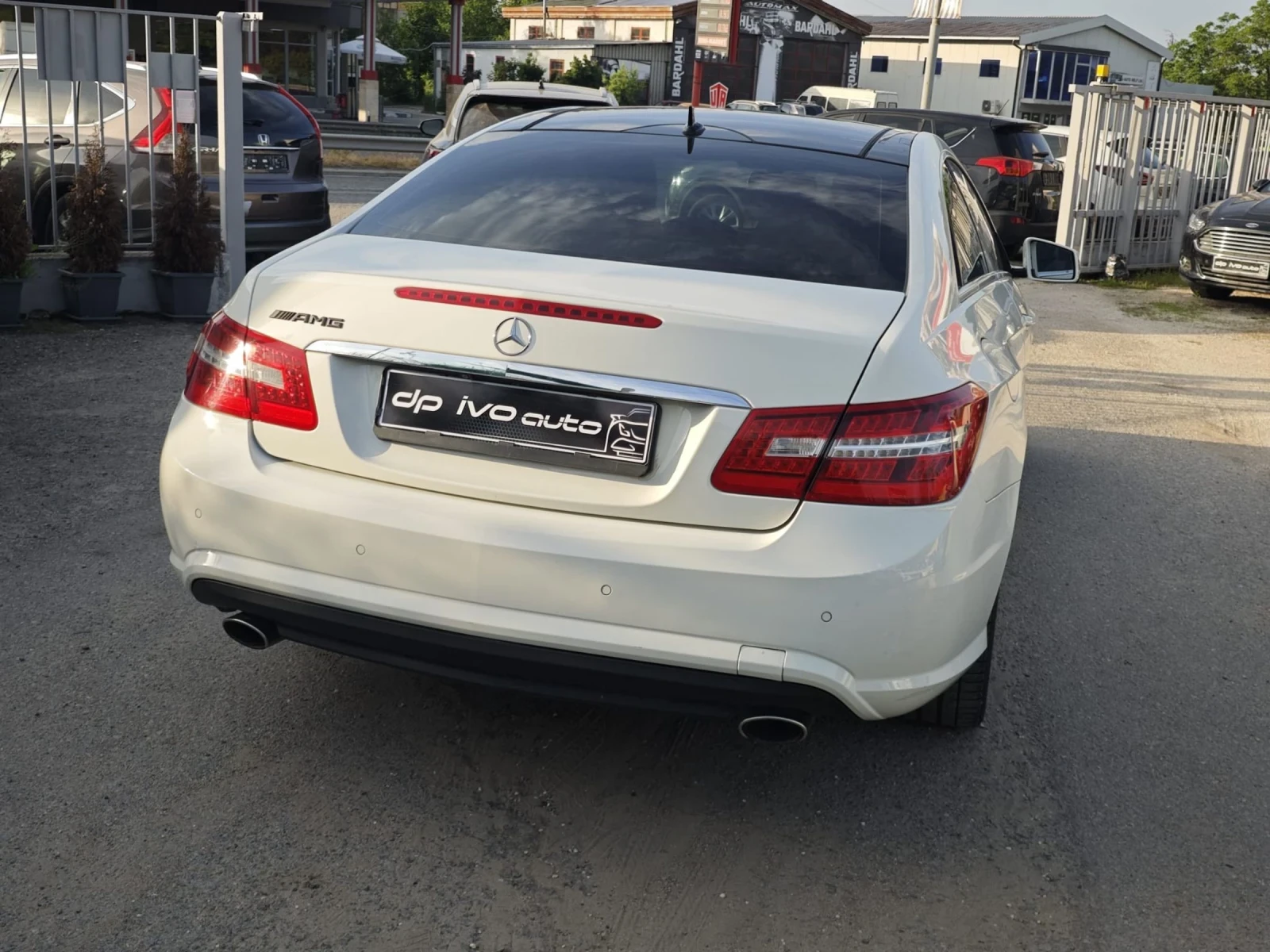 Mercedes-Benz E 350 CDI* AMG LINE* 7G-TRONIC* COUPE, снимка 4 - Автомобили и джипове - 54517529