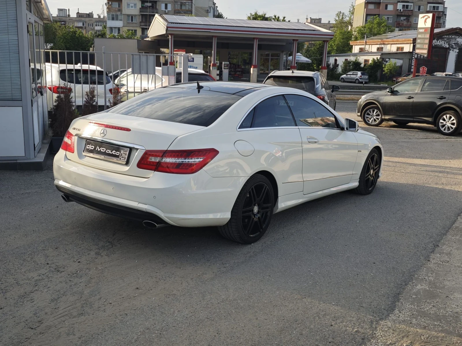 Mercedes-Benz E 350 CDI* AMG LINE* 7G-TRONIC* COUPE, снимка 5 - Автомобили и джипове - 54517529