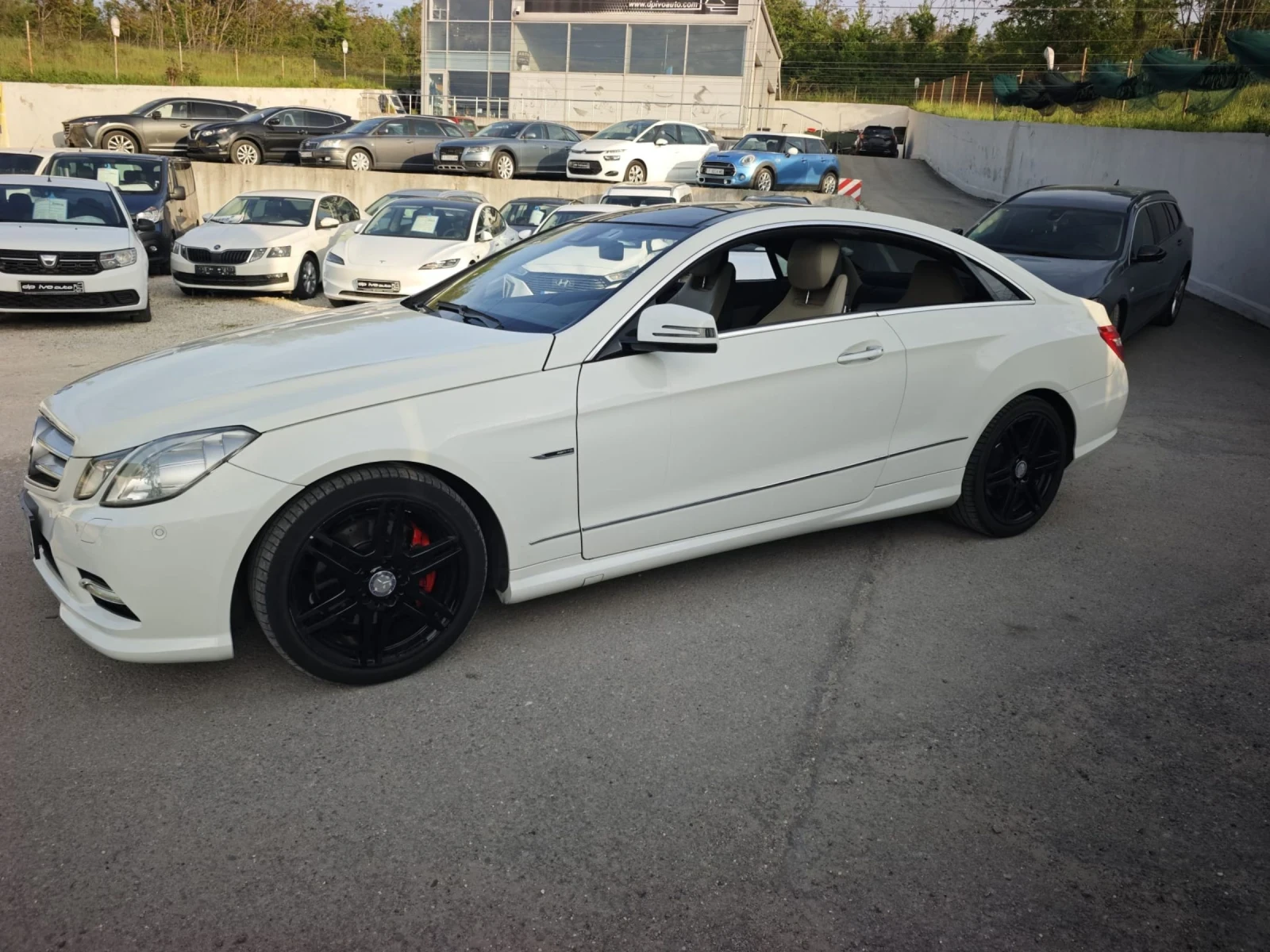 Mercedes-Benz E 350 CDI* AMG LINE* 7G-TRONIC* COUPE, снимка 15 - Автомобили и джипове - 54517529