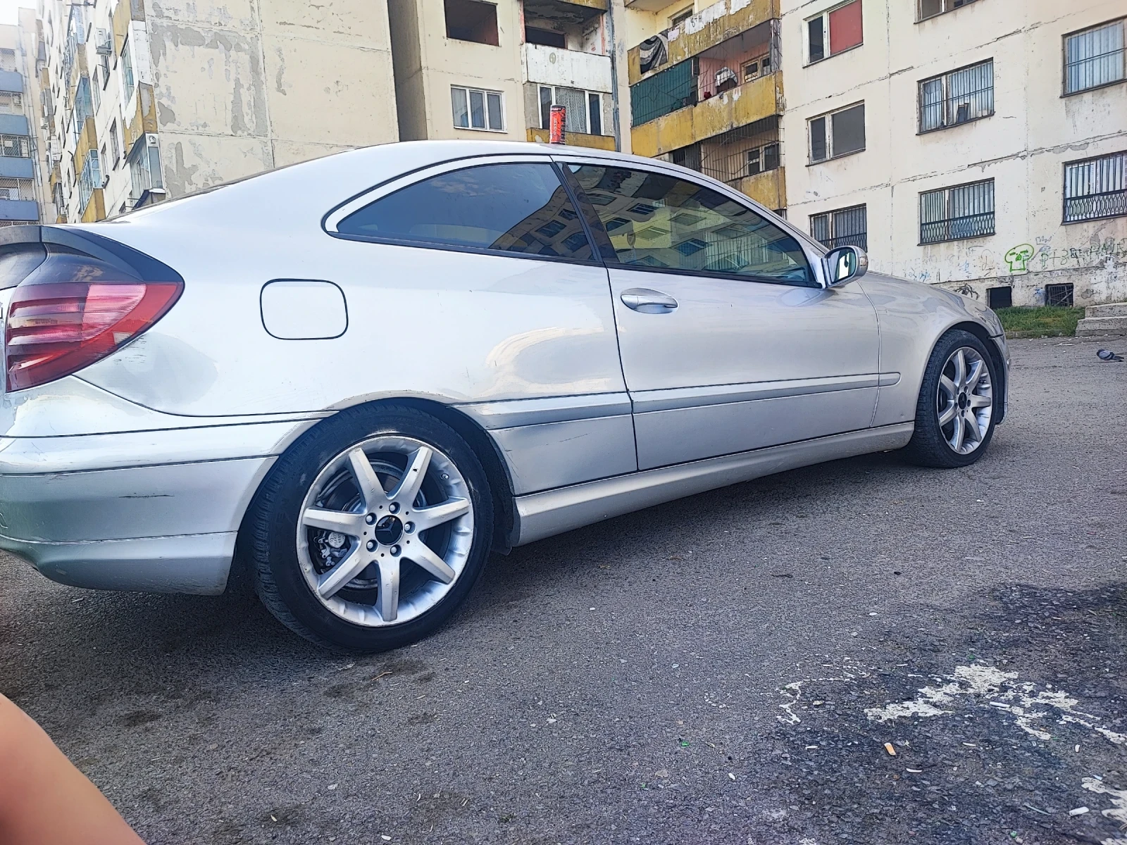 Mercedes-Benz C 220, снимка 5 - Автомобили и джипове - 54695059
