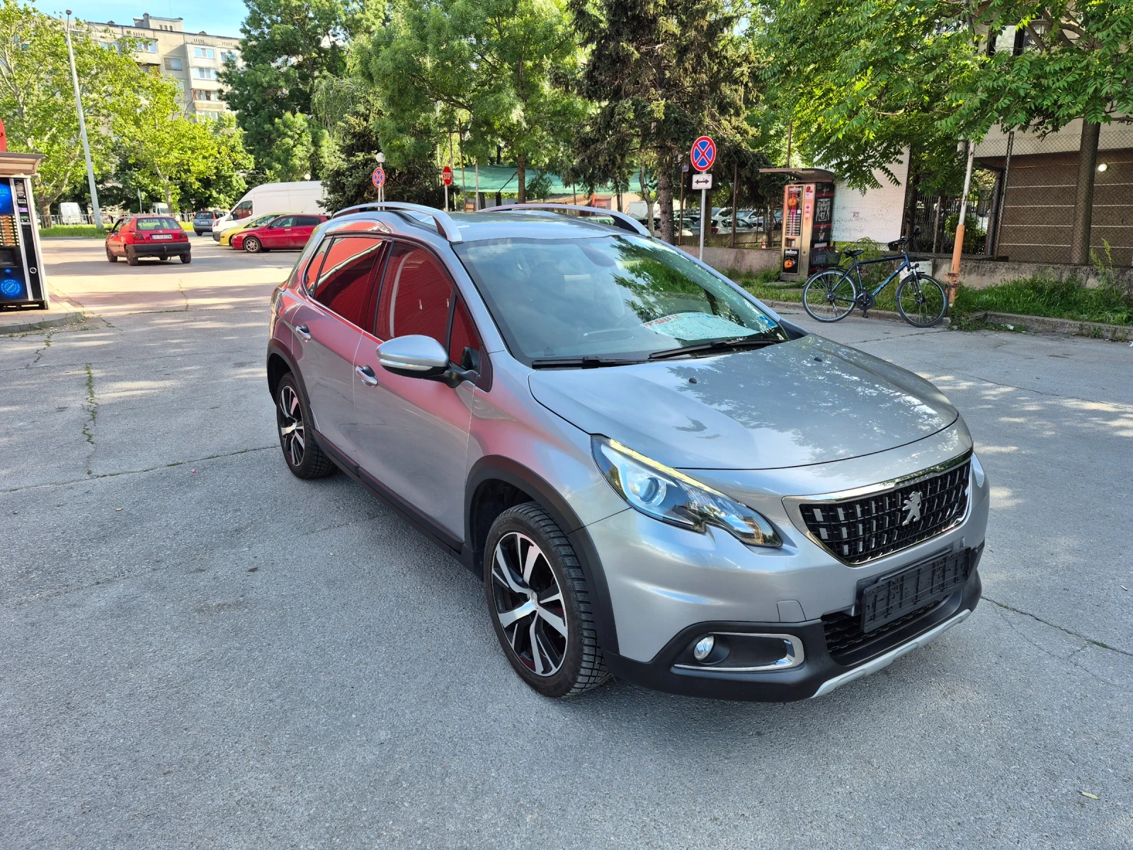 Peugeot 2008 НАВИГАЦИЯ .КАМЕРА , снимка 3 - Автомобили и джипове - 54714855