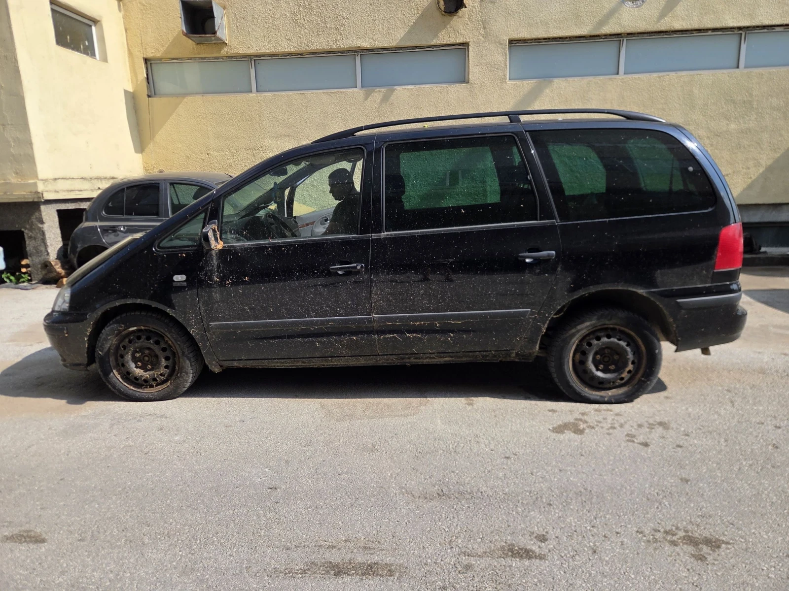 Seat Alhambra 1.9 PD 116к.с. 2бр., снимка 17 - Автомобили и джипове - 55166574