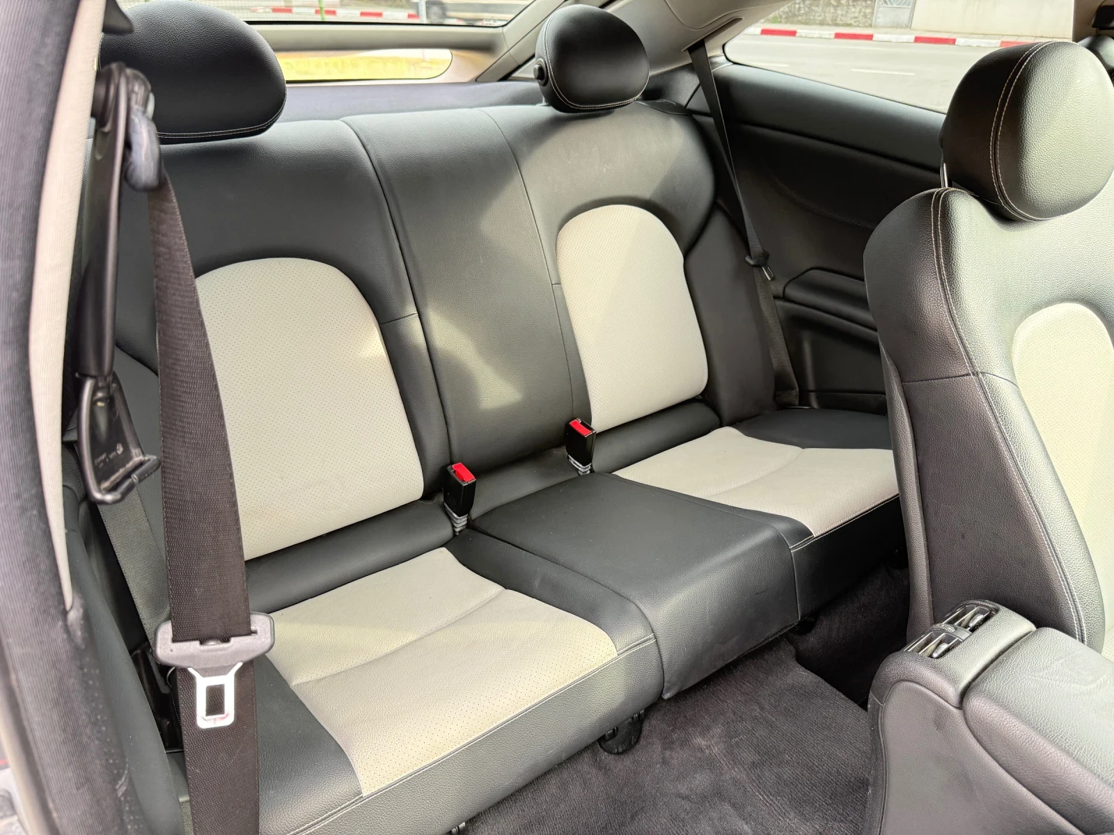 Mercedes-Benz C 180 Kompressor/Avtomatik/Koja/Parktronik, снимка 15 - Автомобили и джипове - 55212428