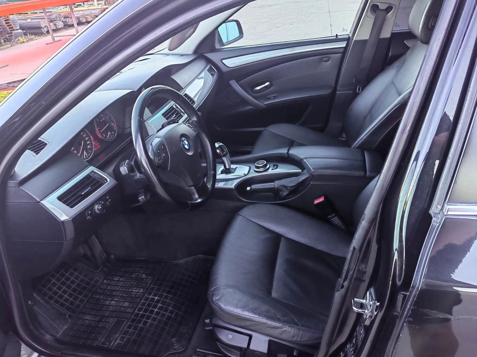 BMW 530 525d, снимка 11 - Автомобили и джипове - 55276549