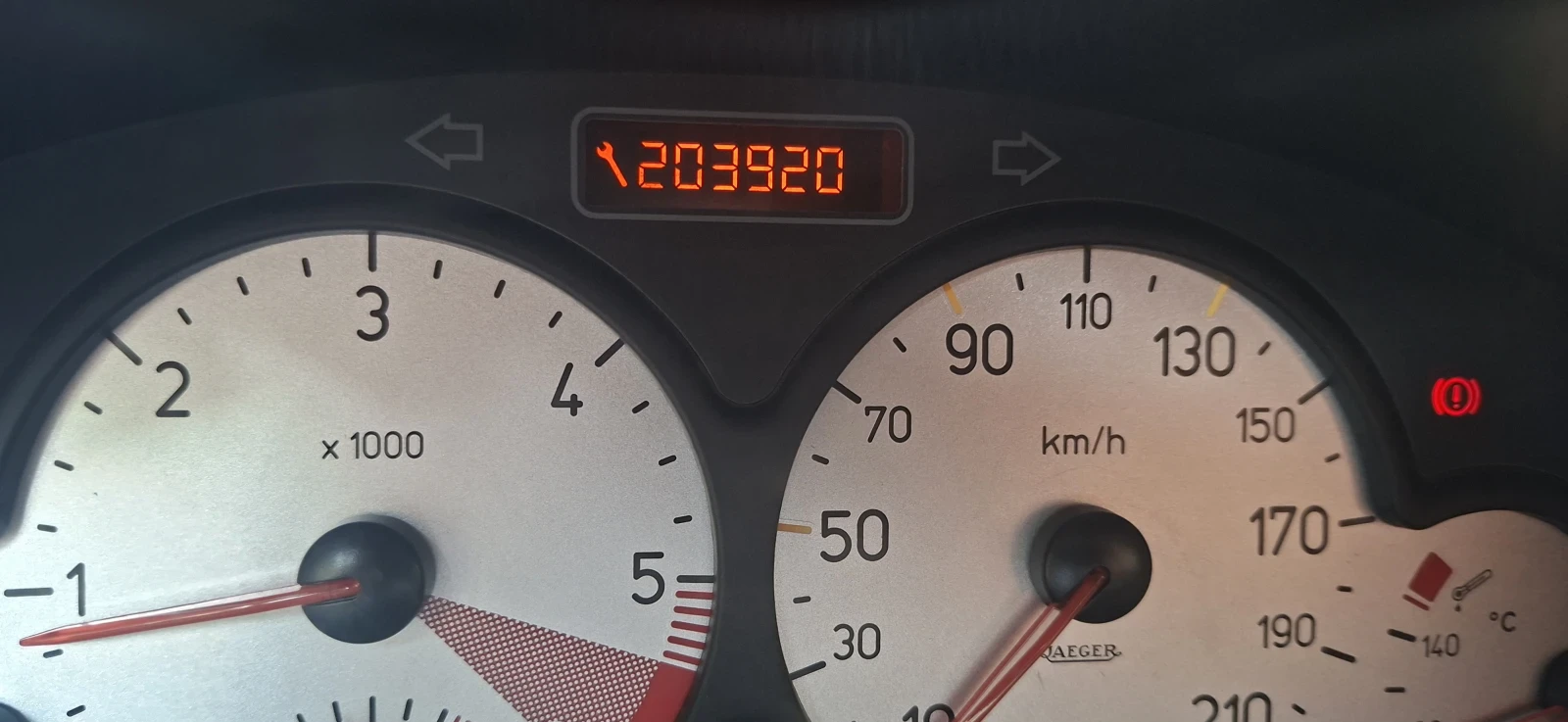 Peugeot 206, снимка 9 - Автомобили и джипове - 55303716