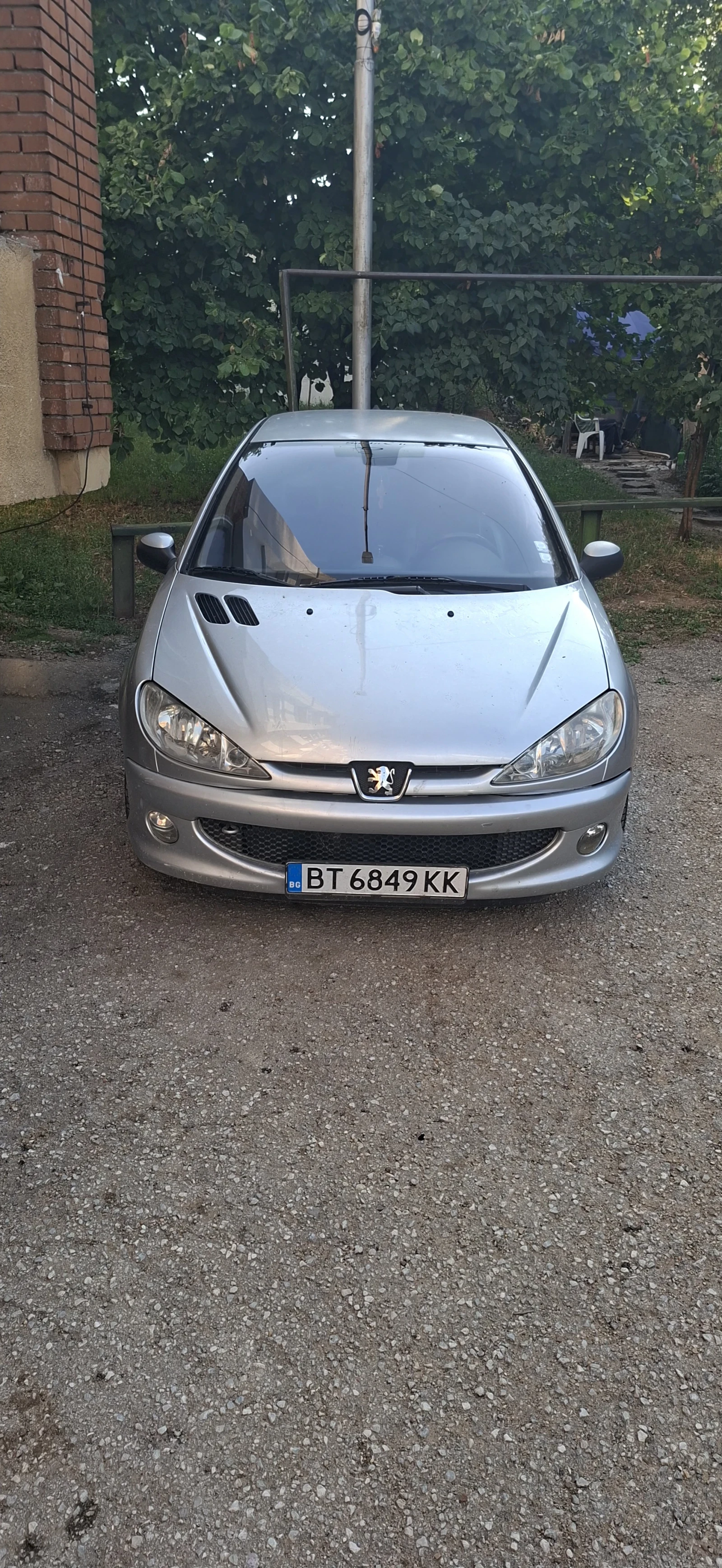 Peugeot 206