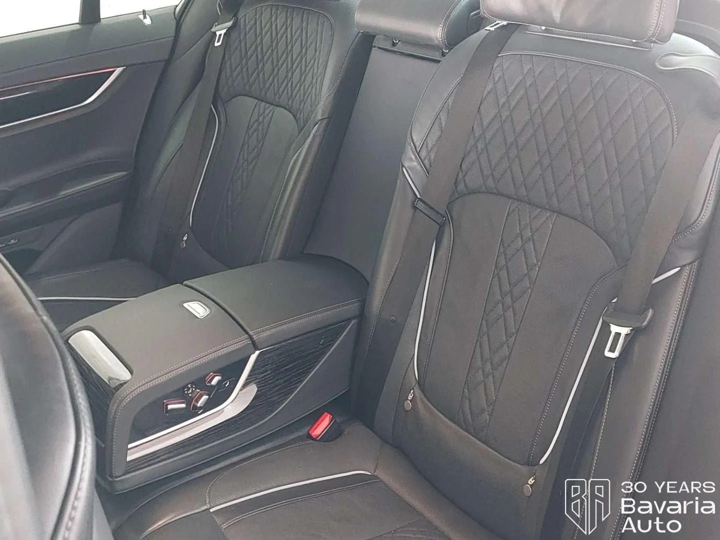 BMW 740 d xDrive Sportautomatic, снимка 8 - Автомобили и джипове - 55597888