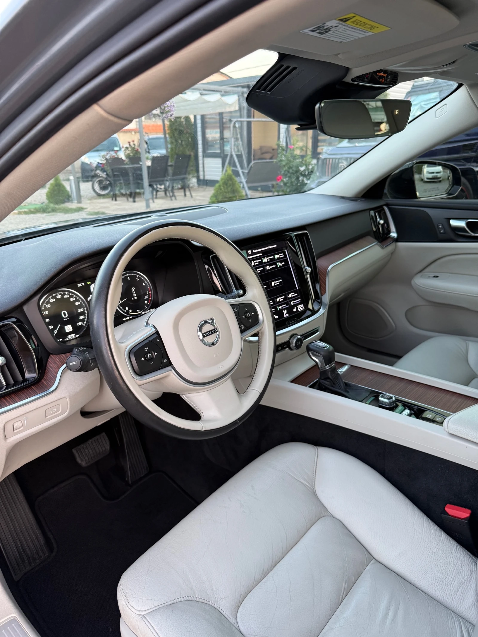 Volvo S60 2.0; T5; 4X4; 250HP, снимка 5 - Автомобили и джипове - 55666246