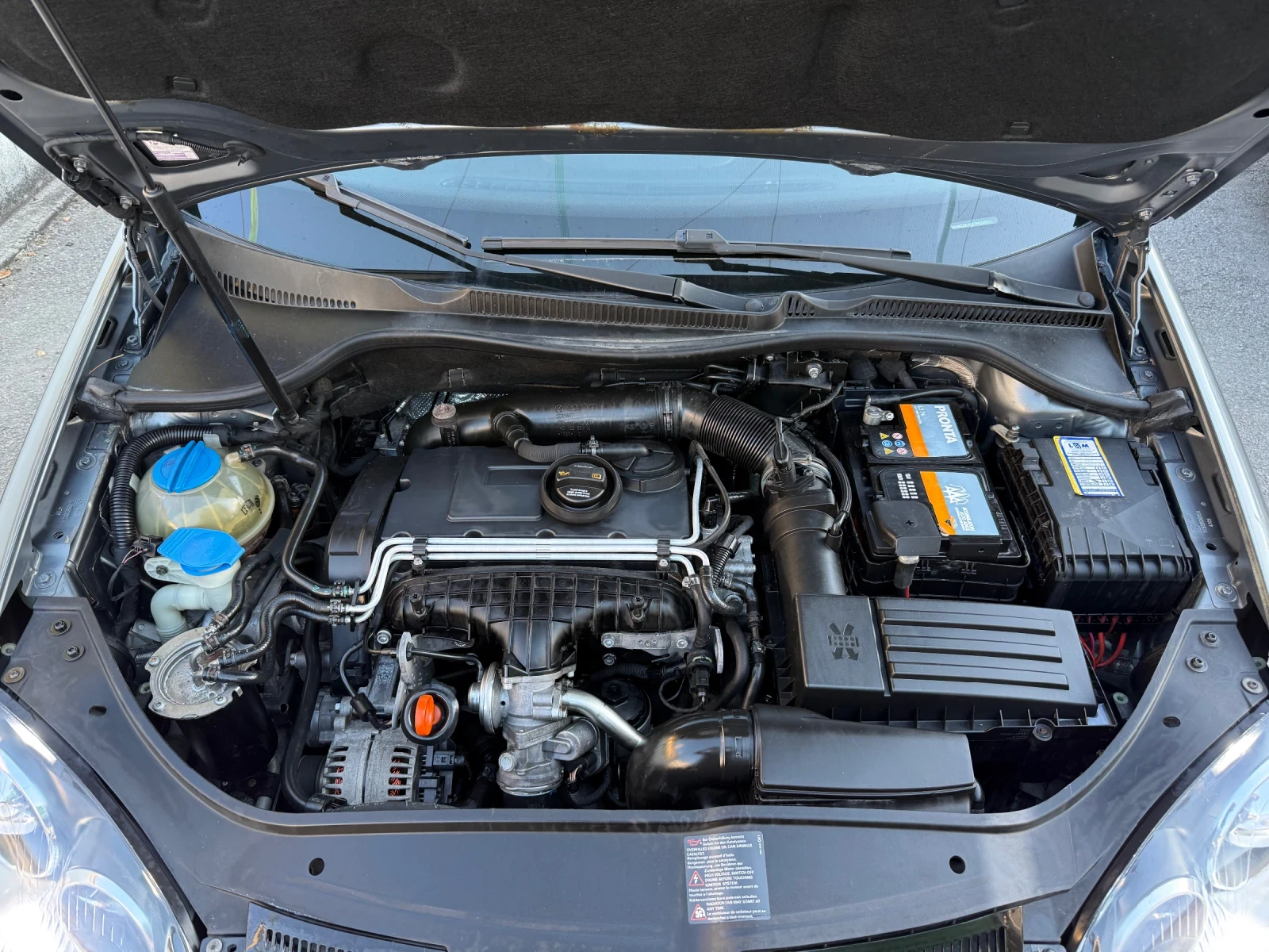 VW Golf 2.0TDI SPORT NAVI XENON, снимка 17 - Автомобили и джипове - 55677269