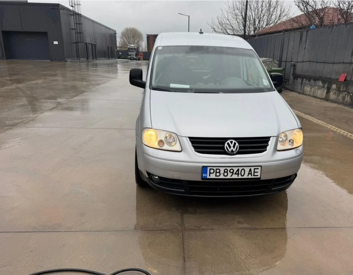 VW Caddy 1, 9 105 автомат кожа, снимка 3 - Автомобили и джипове - 55931913