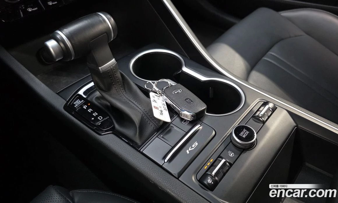 Kia K5 2.0 LPI Strandard, снимка 9 - Автомобили и джипове - 56185740
