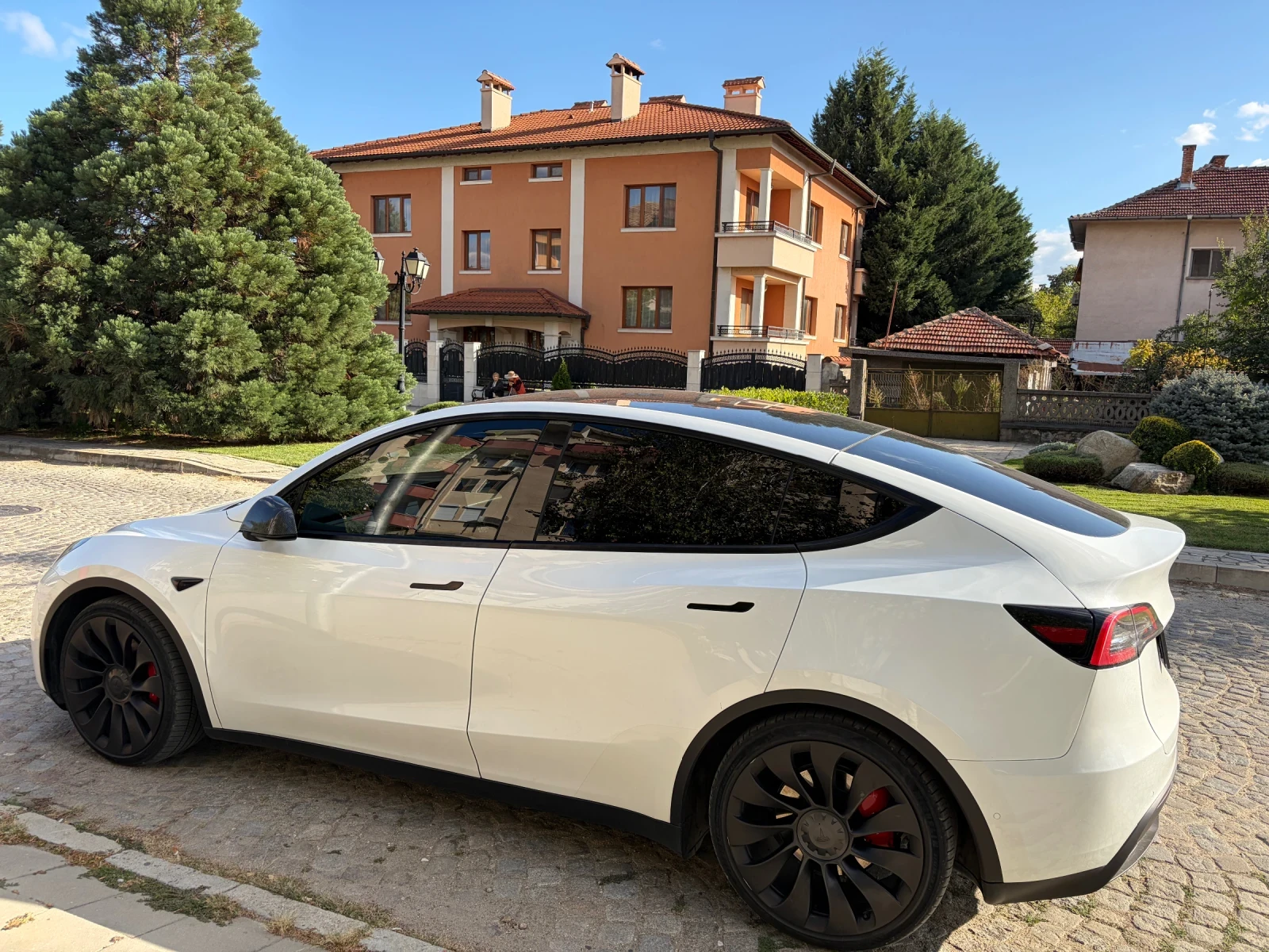 Tesla Model Y Performance