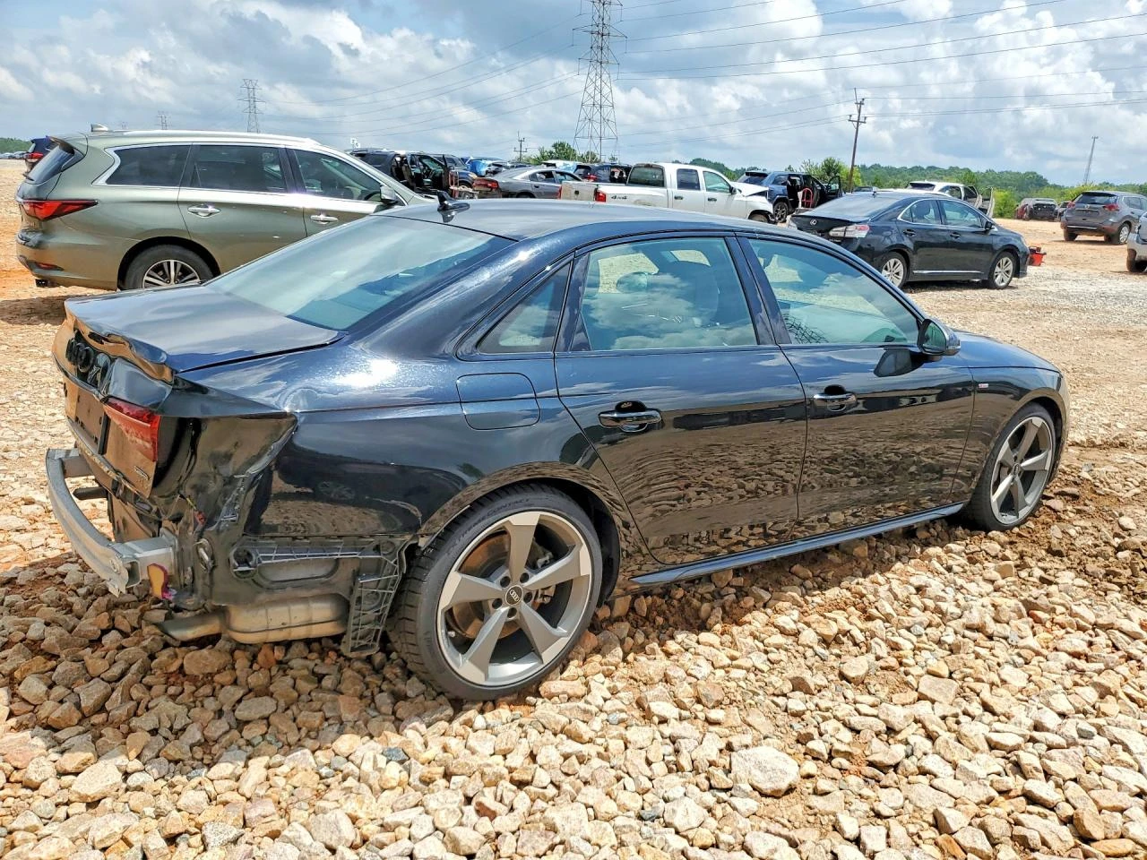Audi A4 2.0l Premium Plus 45, снимка 3 - Автомобили и джипове - 56350269