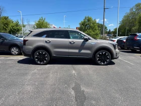 Kia Sorento AWD * 7 МЕСТЕН * Keyless * CARFAX * , снимка 4