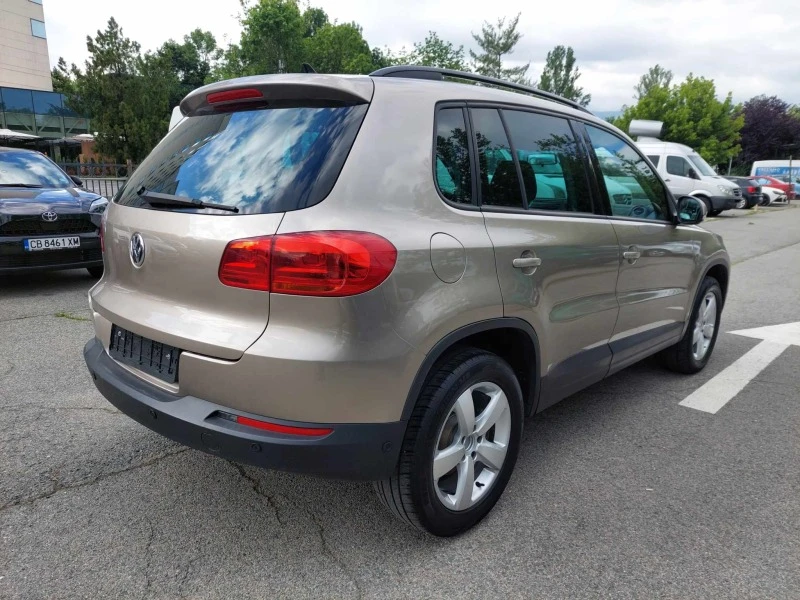 VW Tiguan 1, 4i 122ps УНИКАТ!!!, снимка 4 - Автомобили и джипове - 46188115