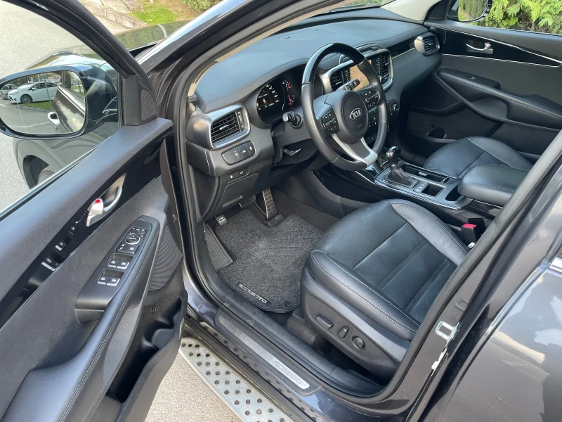 Kia Sorento 2.2 CRDi 16V - 4x4 EURO 6B, снимка 6 - Автомобили и джипове - 52042213