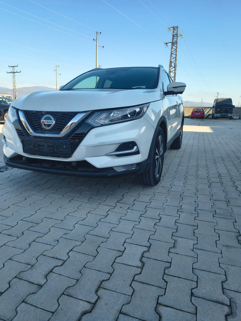 Nissan Qashqai, снимка 2 - Автомобили и джипове - 52707548