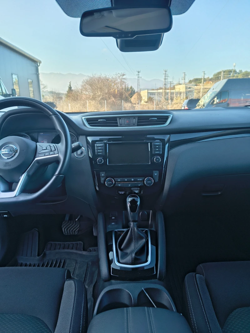 Nissan Qashqai, снимка 10 - Автомобили и джипове - 52707548