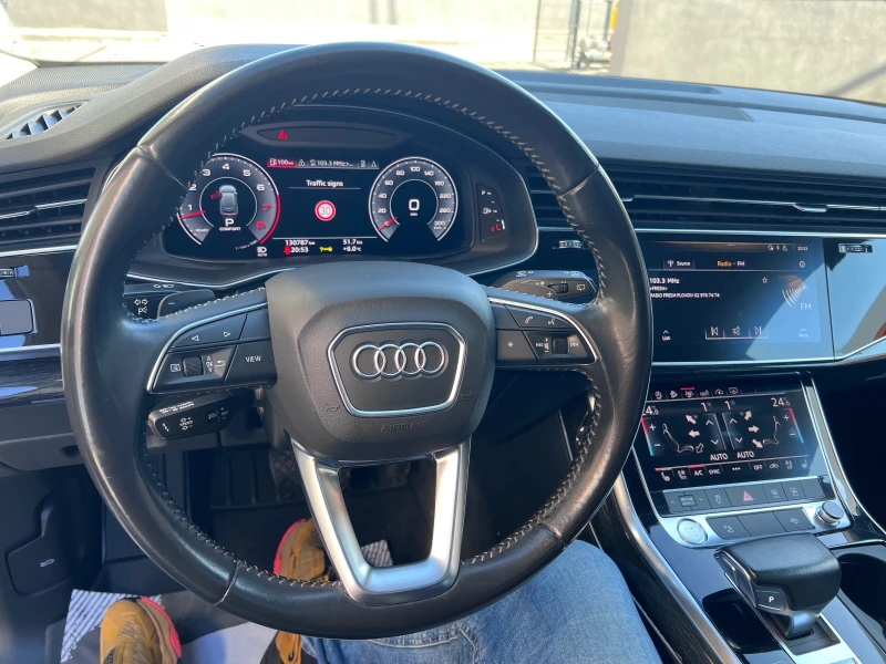 Audi Q8 S-LINE, снимка 9 - Автомобили и джипове - 53149853