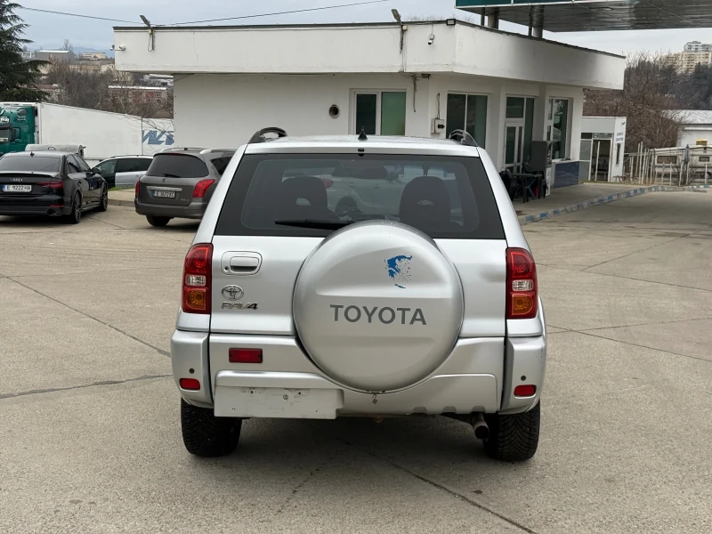 Toyota Rav4 2.0 VVTI, снимка 6 - Автомобили и джипове - 53177345