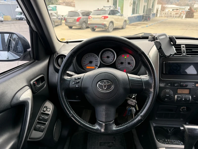 Toyota Rav4 2.0 VVTI, снимка 15 - Автомобили и джипове - 53177345