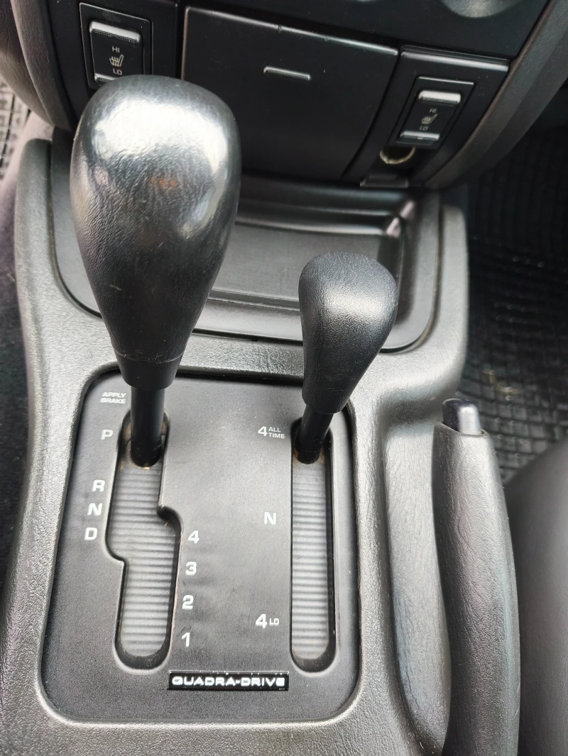 Jeep Grand cherokee 2.7 Quadra Drive, снимка 12 - Автомобили и джипове - 53500031