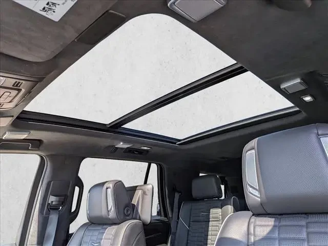 Cadillac Escalade Sport Platinum, снимка 16 - Автомобили и джипове - 54402961