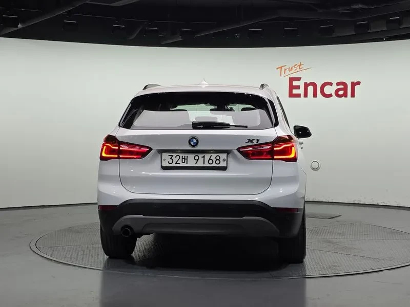 BMW X1 (F48) xDrive 18D, снимка 4 - Автомобили и джипове - 54895378