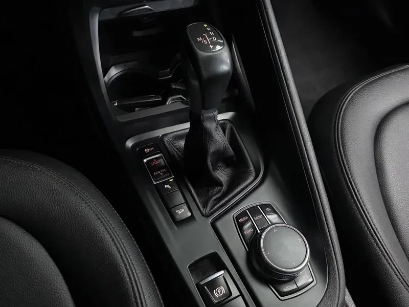 BMW X1 (F48) xDrive 18D, снимка 9 - Автомобили и джипове - 54895378
