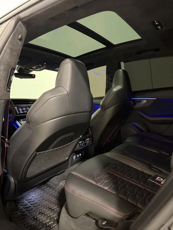 Audi RSQ8 4.0T* BLACK OPTIC* 3D B&O* MATRIX* КРАЙНА ЦЕНА, снимка 16 - Автомобили и джипове - 56208867