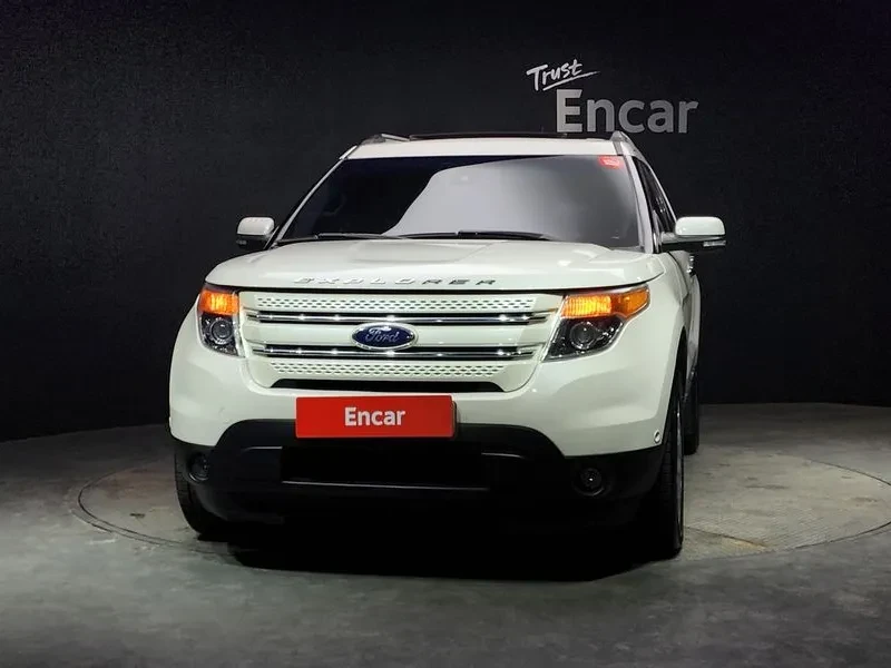Ford Explorer 3.5 AWD - САМО 30% АВАНС, снимка 3 - Автомобили и джипове - 56368568