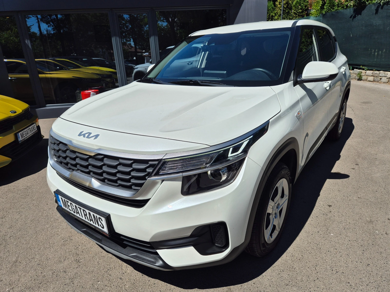 Kia Seltos 1.6cm3 Turbo 4x2 - изображение 2